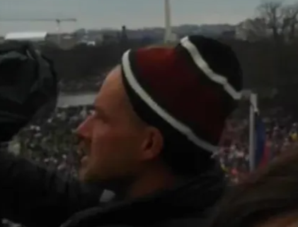 FBI's tweet photo. Help the FBI identify people involved in the January 6 riots at the U.S. Capitol. If you recognize the person in these photos, you can share information with us at https://t.co/iL7sD5efWD. Mention photo 337 in your tip. https://t.co/DChwYrjFLQ