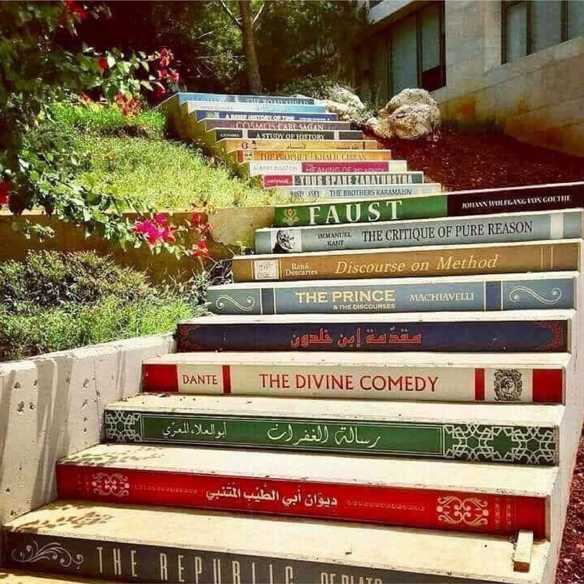 FViverosC's tweet photo. La lectura, la curiosidad, viajes, observación... remos del escritor. 

#SobreMí #Creatividad #Inspiración #Escritura #Observación #Curiosidad #Mañanas #Escritor #Lectura #AmanteDeLibros #Viajes #NovelistaMexicano #FernandoViveros https://t.co/hv6IiueaHw