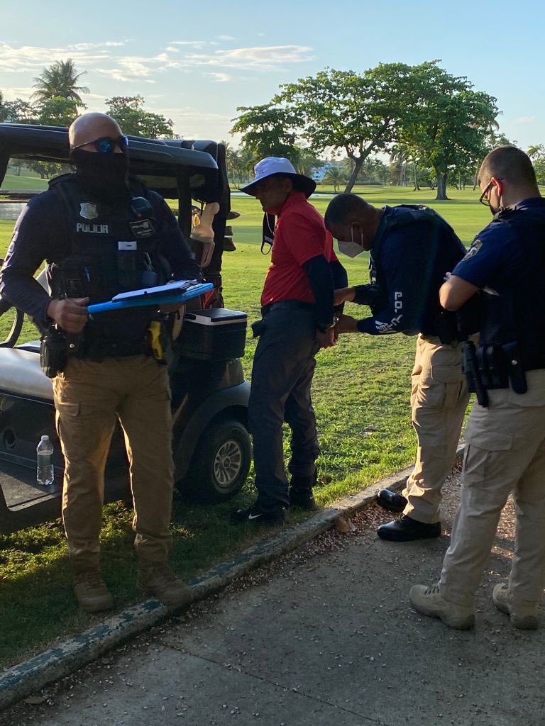 DavidBegnaud's tweet image. NEW: The Puerto Rico resident who shot &amp;amp; killed a dog on a golf course on the island IS licensed to carry on the island, according to a police spokeswoman.  The suspect, @SalilZaveri has reportedly said the dog was trying to attack him. Eyewitnesses told police: that’s not true.