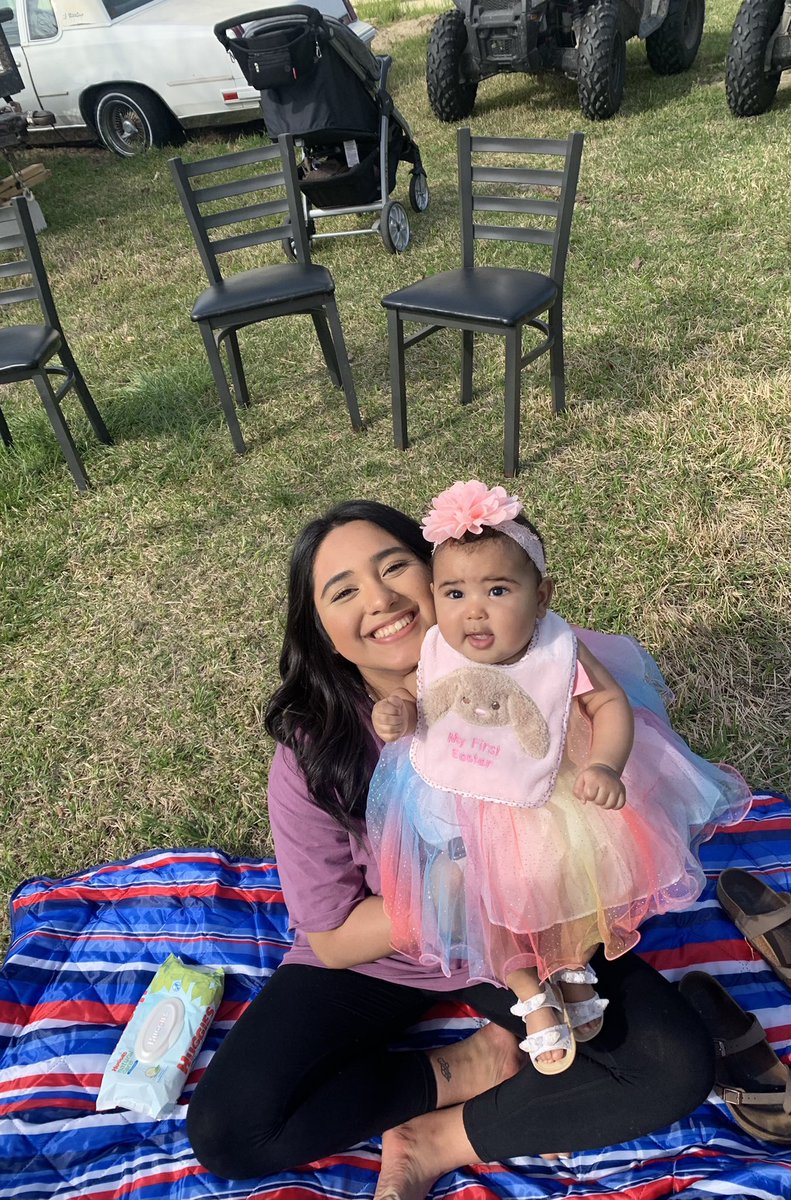 DDavis1999's tweet photo. Happy Mother’s Day❤️❤️❤️ to the best mom in the game rn!!! We love you so much and are grateful for all of the things you do for us. Hope you have a great day. #mommyknowsbest @moniicaa__r https://t.co/RFnvlE4nez
