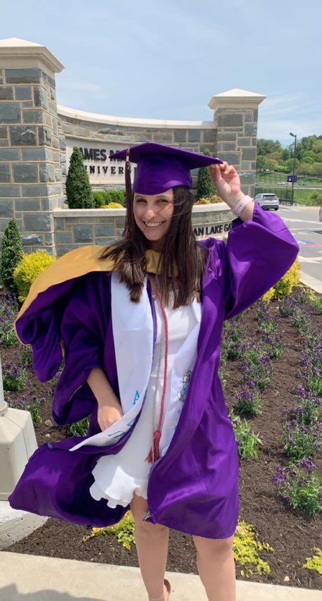 vacationandy's tweet photo. Congratulations Samantha from one proud Dad!
#Jmugrad21 https://t.co/7CLMmbcuOJ