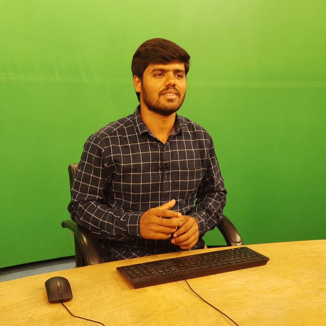 anil_aavula's tweet photo. #NewProfilePic https://t.co/SVZB4fv66Z