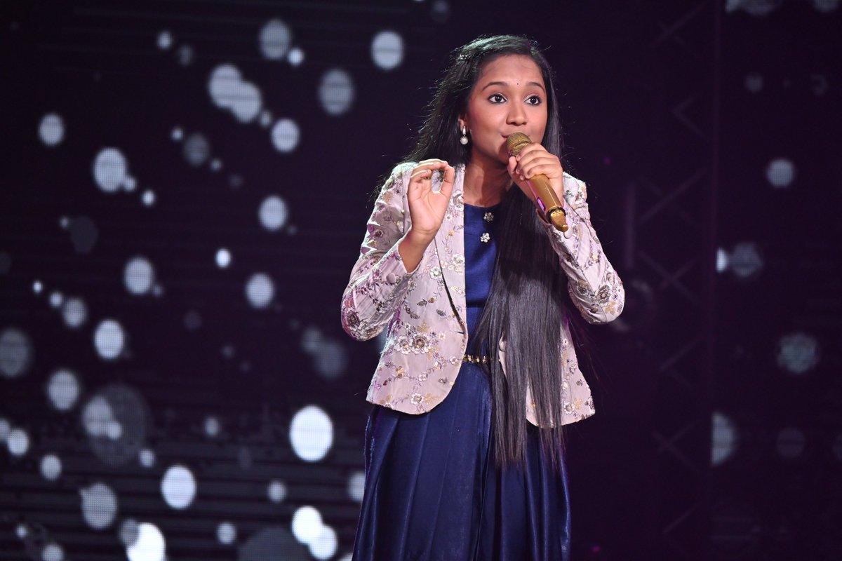SonyTV's tweet photo. Humara jiya pukare #IdolAnjali ka naam iss performance ke baad! Kya aapne bhi suni unki aawaz? RT karke bataiye aur dekhte rahiye #IndianIdol2020 @iAmNehaKakkar @VishalDadlani #HimeshReshammiya @fremantle_india #100SongsOfKishoreKumar https://t.co/Ai43PY41mF