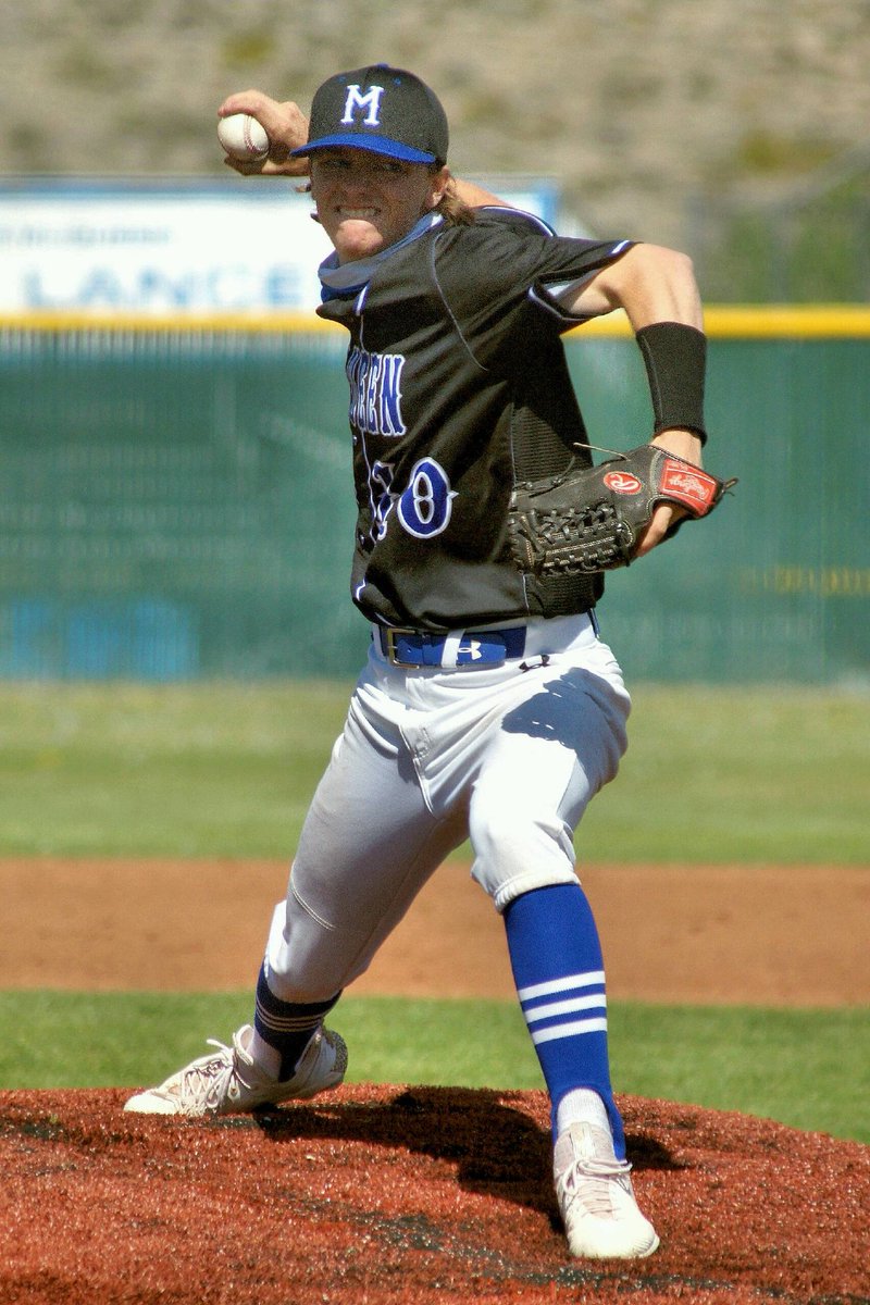 CCarnes10's tweet photo. Great job Lancers! Two great games yesterday against a really good Manogue team. Threw 6 2/3 allowing 1 earned run and 3 K's. 
@B_HarrisonPBR 
@RGJpreps 
@rgj 
@CoachRyps 
@mcqbaseball 
@SpDownie https://t.co/7zAnijfqo0
