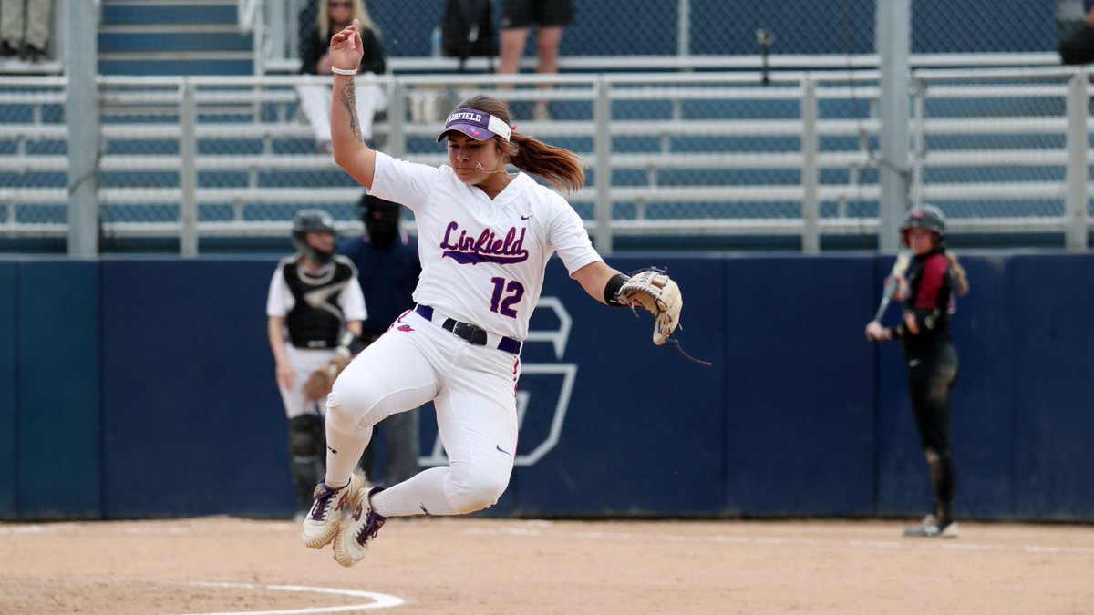 Linfield Softball tweet media