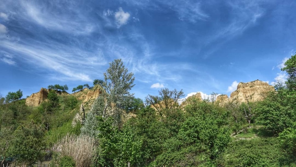 theamazer's tweet photo. Picnic a hanging rock.
·
·
·
#landscape #countrysidelife #landscape_lovers #nature #landscapephotography #countrysidewalks #landscapes #countrysideliving #landscape_captures #photography #landscapelovers #countrysidelovers #naturephotography #countrysid… https://t.co/oCNqF8ASlO https://t.co/xOVzAOoZtB