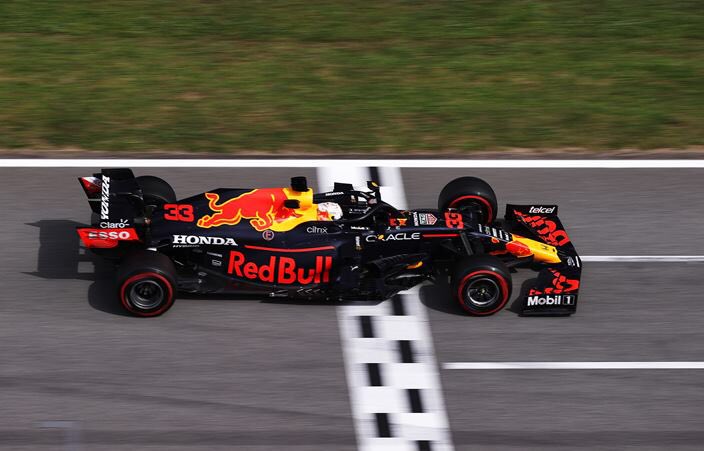#F1 #SpanishGP | Domingo en España – Red Bull vuelve a ser superado por Hamilton y Mercedes

➡️bit.ly/2RFbzBn