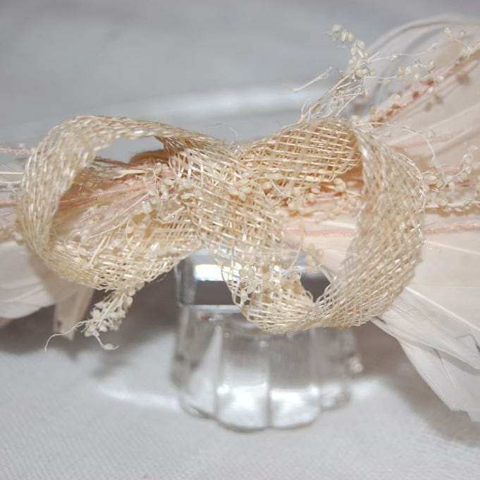 conjuntadisima's tweet photo. Hay complementos que enamoran, por su diseño, sencillez y elegancia. Ideal eventos 🥰
https://t.co/1EfBjgXio7
#diademaseventos
#conjuntadisima
#conjuntadísima
#diademasparaniñas
#diademasparaeventos
#tocadosycomplementos
#tocadospersolalizados
#handmade
#hechoamano🖐 https://t.co/uwdhqcy2RU