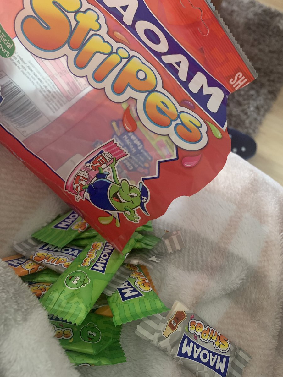 CaraJade7's tweet photo. @OfficialMAOAM I bought a packet of maoams stripes and there are no cherry, strawberry or raspberry and I am very disappointed.  Why is this? https://t.co/vD4Gki1JzO