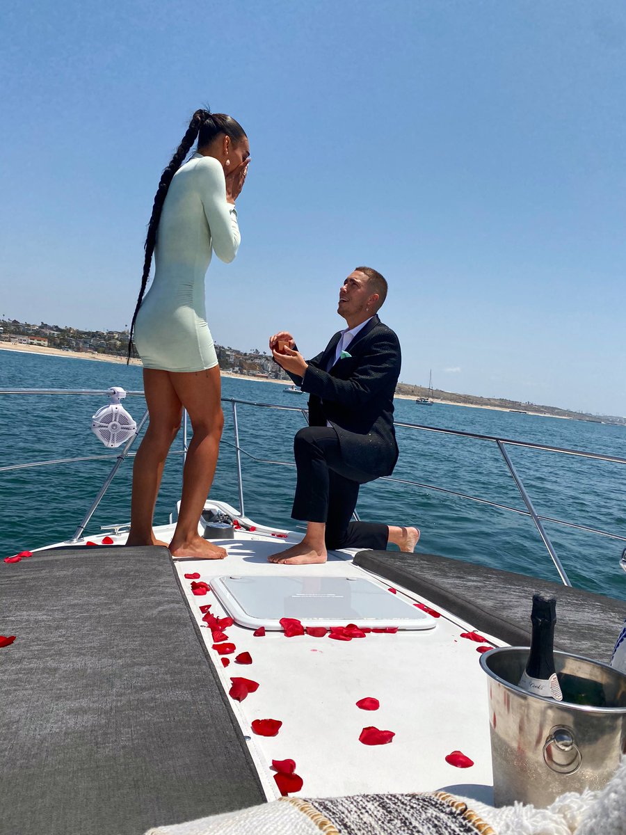 JordanAlyssa_20's tweet photo. The one where we get engaged✨ 
My man did that and I’m giving him all the props! He made his day about us and I love him more &amp; more everyday! This moment brought me to tears and my knees 😂🥺❤️  pt.1 https://t.co/9mKmUpsm0R