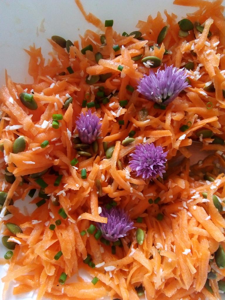 Lori Reich tweet media