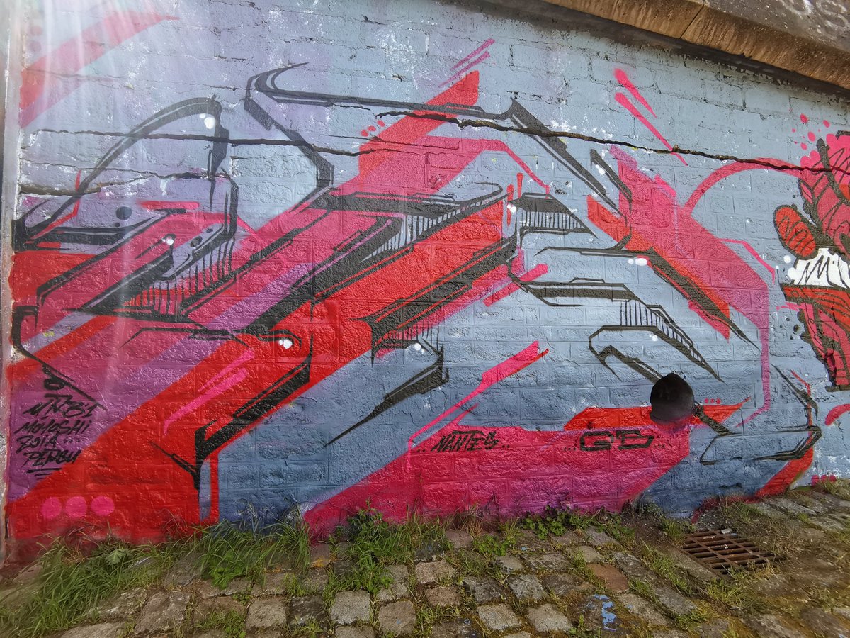AnitaB_44's tweet photo. Ce wk visite à @nantesfr de #moyoshi et #lord_urb1 ils nous ont offert deux jolies collaborations avec #korse #persu et #zoia 😍🙏
.
#graffiti #graffitiart #arturbain #artephemere #artnantes #art #graffitifrance #graffitiphotography #arturbain #artderue #nantesvilledart https://t.co/YC437YBmzV