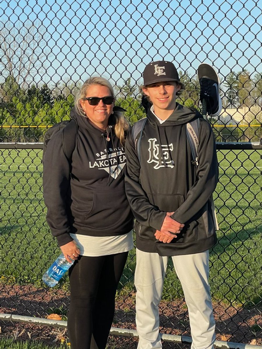 CarsonBender5's tweet image. Happy Mother’s Day to a really really great mom who helped get me to the success I am beginning to find!!  I love you so much mom!

@JBenderLuv2Read 
@East9thbaseball