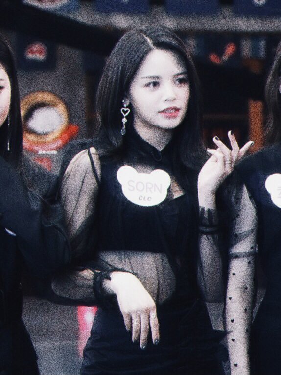 EGIRLSORN's tweet image. #손 #씨엘씨