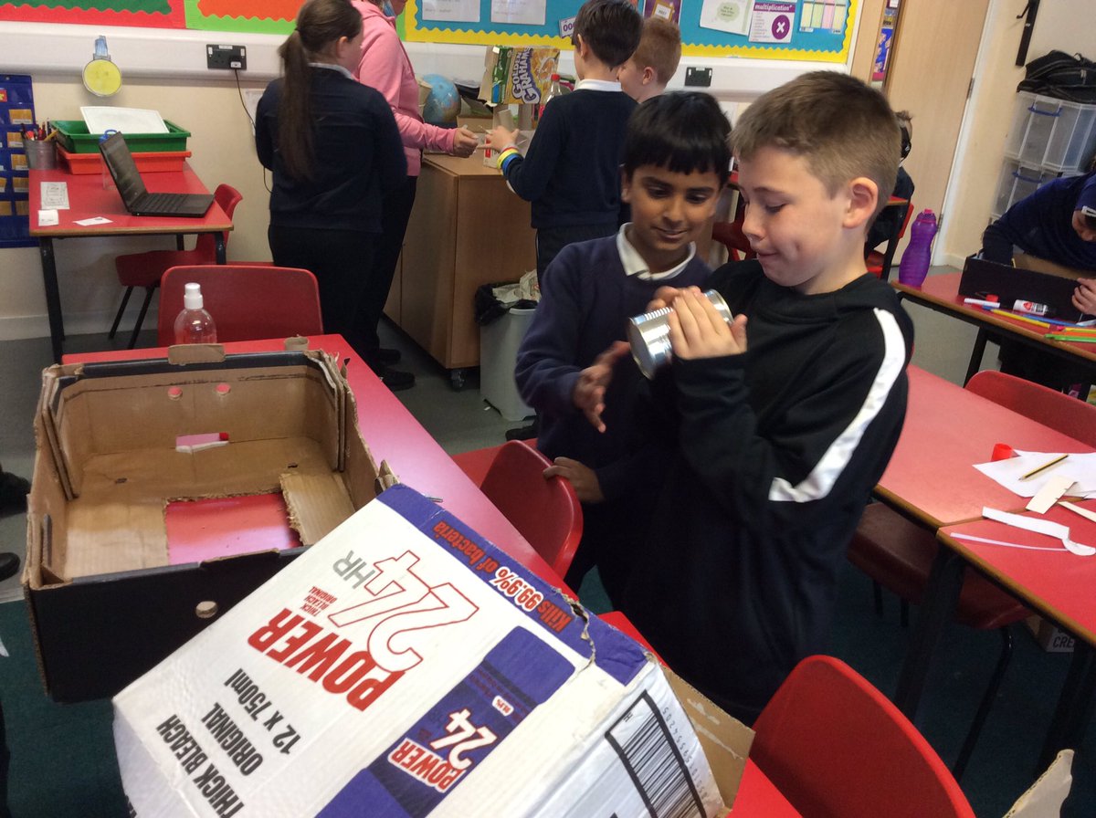 MrsGray82's tweet photo. 4A has a fantastic time during enrichment on Friday building their ‘Cracking Contraptions’. They look forward to working on them again next week @paganelschool 😁 #4AGems #enrichment #schoolisfun https://t.co/Z5JpMPTrNA