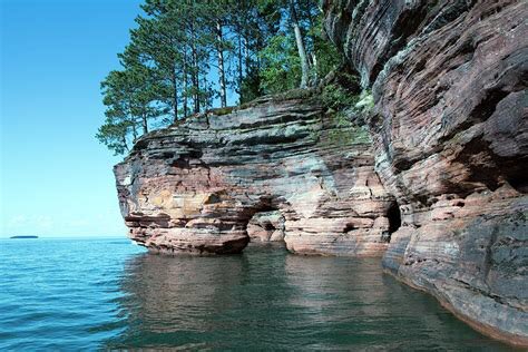 this is me trying lake superior, ontario, canada (last canadian lake i promise)