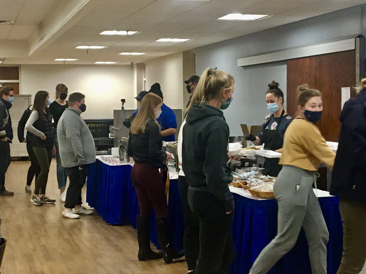 PrezBMcDonald's tweet image. Great to be at @SaintsLife1912 May Fest carbo load this evening and visit with our amazing students @StScholastica! #CSSCommunity