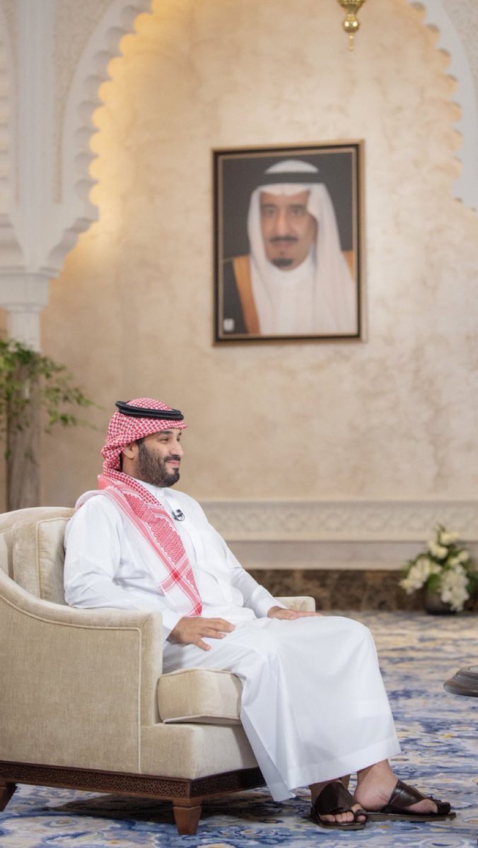 Badermasaker's tweet image. من أجمل الردود التي وصلتني عن  #لقاء_ولي_العهد
(مساء الخير أبوعبدالعزيز  
ما أقدر أرسل للأمير شعوري بس ودي أعبر عن كمية الأمان في كلمته &quot;حنا ما نخاف&quot;  تجسد أمان وحضن الوطن .. جعل تبطي سنينه يارب وجعلنا كلنا أداه لتحقيق رؤيته 🇸🇦). 
هذا هو شعور كل سعودي وسعودية 🙏🏼💚🇸🇦