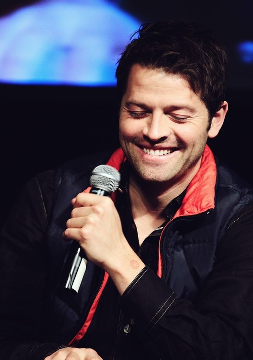  thread of misha collins laughing 