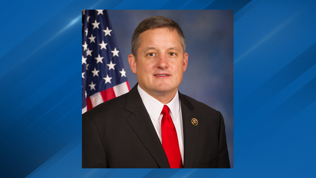 KATVNews's tweet photo. U.S. @RepWesterman of Arkansas hid on a toilet with a sword during the insurrection at the U.S. Capitol in January, according to a New York Times article. 
https://t.co/N0mH2WIjri https://t.co/DZq3nNkPVV