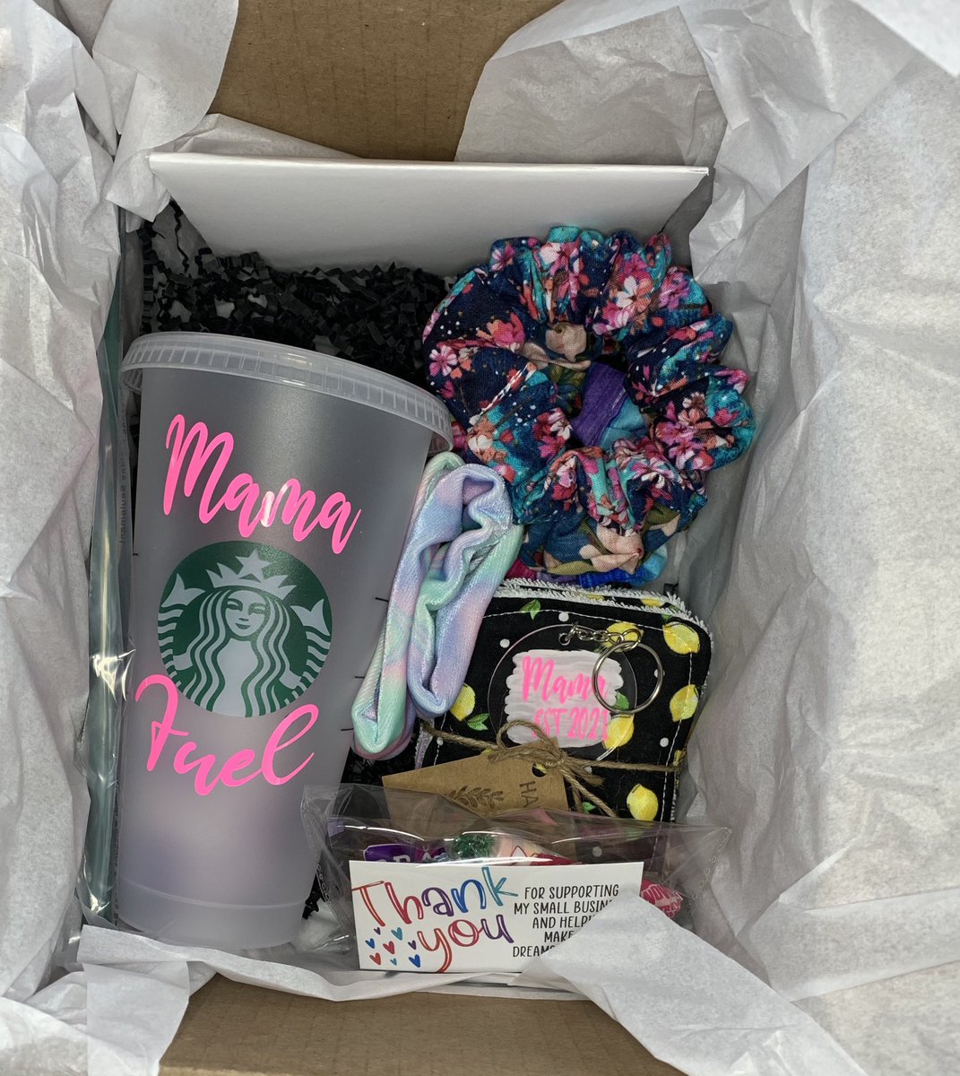 Last day to order a Mother’s Day box!! Marked down to only $30 today only!! Will ship out tomorrow morning!! 😍😍  

Only two left!! 👀

seams-n-such.myshopify.com/cart/393145699…