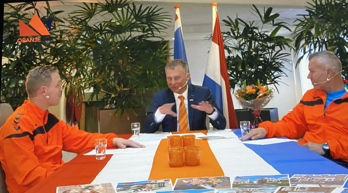 Atie Edink tweet media