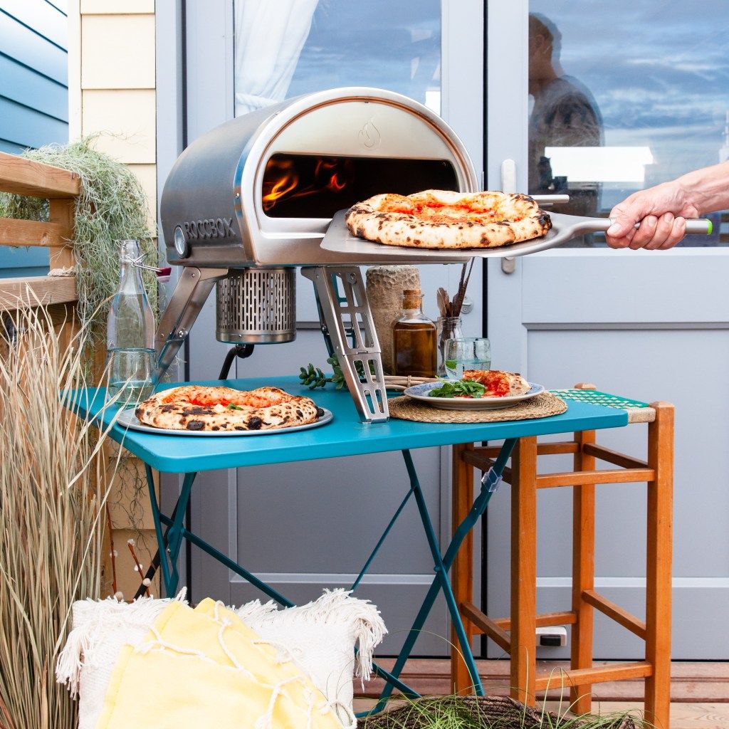 RT to Win a Gozney Roccbox Pizza Oven for your Garden this Summer - buff.ly/3darSyn