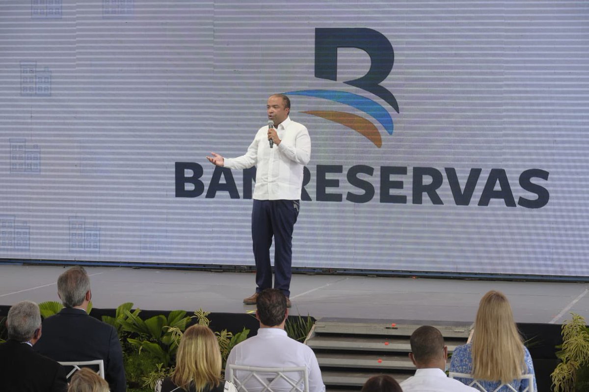 Hoy cumplimos un propósito eminentemente social y humano muy importante para mí y para @banreservasrd, dando inicio al programa “Mi Vivienda”.
