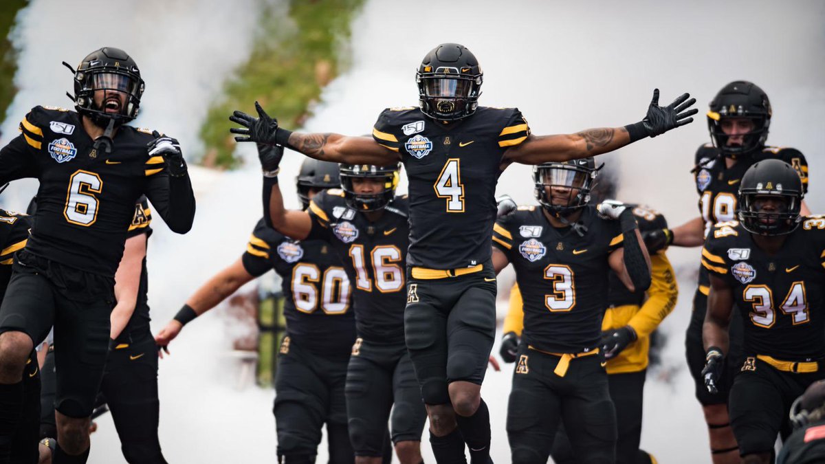 IsaiahCrowell9's tweet photo. Extremely blessed to receive an offer from Appalachian State🖤💛 #Goapp https://t.co/bHjkBBqkO2