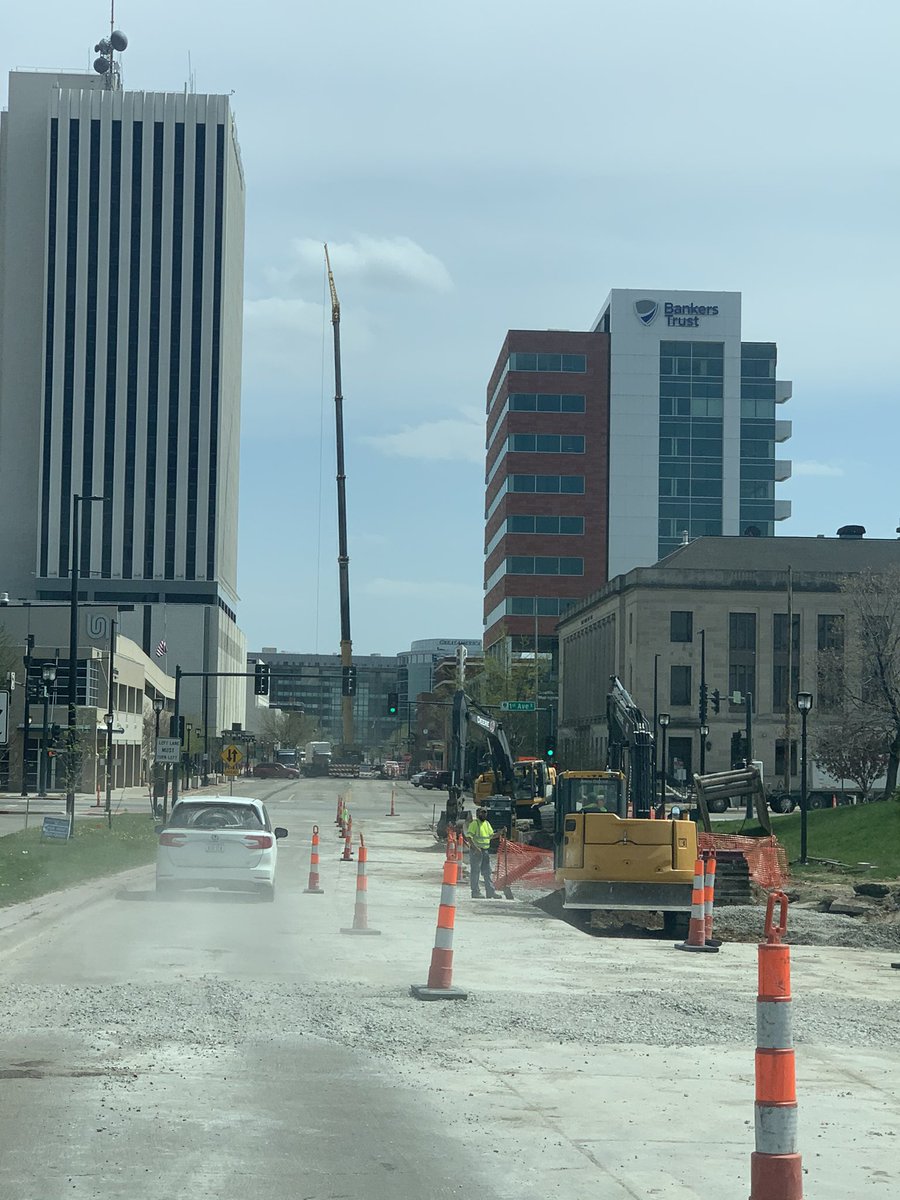 ashneighbor's tweet photo. I am screaming internally today and frankly all this week. I am SO ANNOYED with @CityofCRiowa &amp; the endless construction downtown. It is so miserable working DT or going here for anything. Literally every other road is closed w/ no notice. I feel bad for all the small businesses! https://t.co/I55cc1lE4S