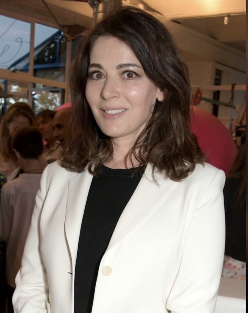  @Nigella_Lawson In honour of your BAFTA nomination (Congratulations!), I (very quickly) put together this thread for you.