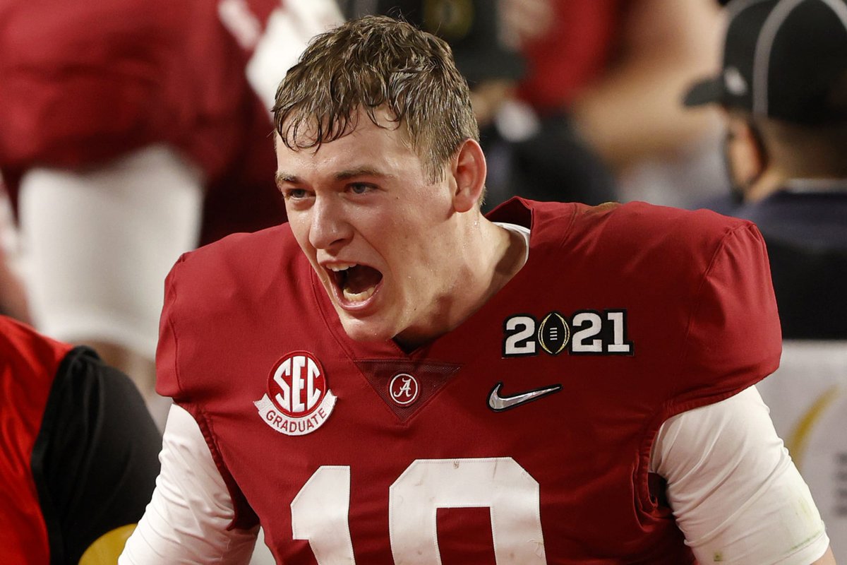 3. San Francisco 49ers: Mac Jones, QB,  #rolltide  This may not be what  #niners fans want to hear, but it'd be foolish to ignore all the signs at this point.  @MikeSilver,  @MLombardiNFL and others have put out reports that there's a high probability Jones is the pick …cont... 