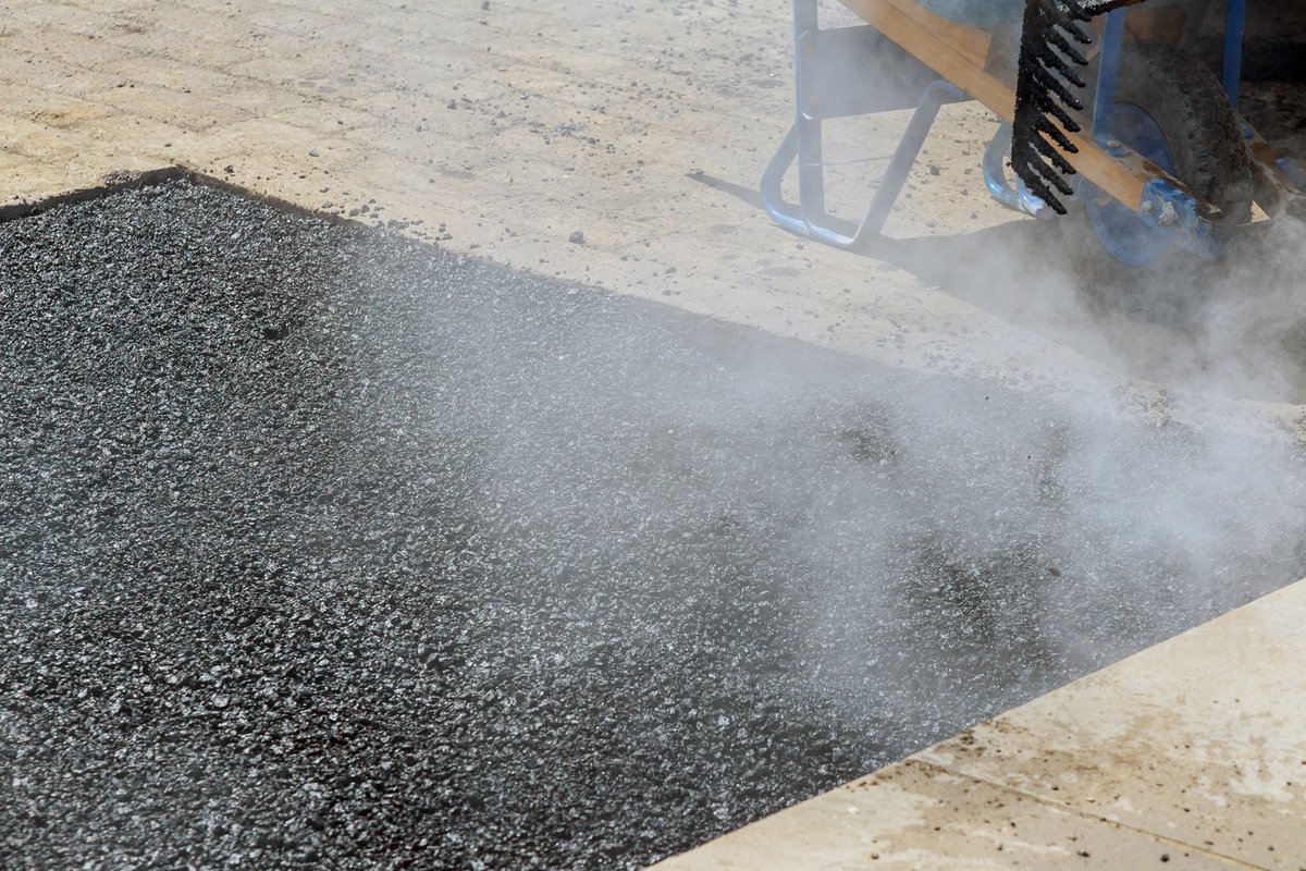 Globe_Asphalt's tweet image. This year’s hot mix asphalt season is heating up! We’re working at #16Tech Park. @Techinnovate is a tech focused development, part of the #Indianapolis urban innovation district being developed in the historic Riverside neighborhood &amp;amp; within the #IndianaAvenueCulturalDistrict.