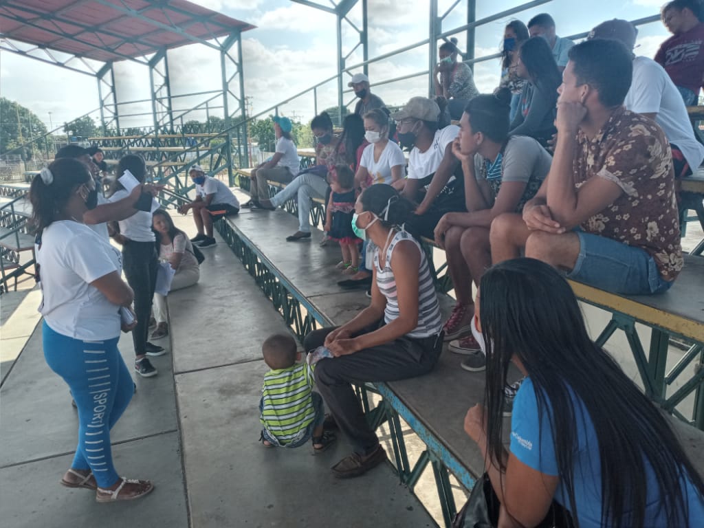 JPSUVCed's tweet image. 📸 |  Desde el Municipio Cedeño, la Juventud del PSUV continua con la discusión de la Ley de la Gran Misión Chamba Juvenil con la participación de la RAAS Juvenil y los diferentes movimientos juveniles.

#AbrazaLaVida

📲 @JuventudPSUVBolivar
📲 @JPSUVCed