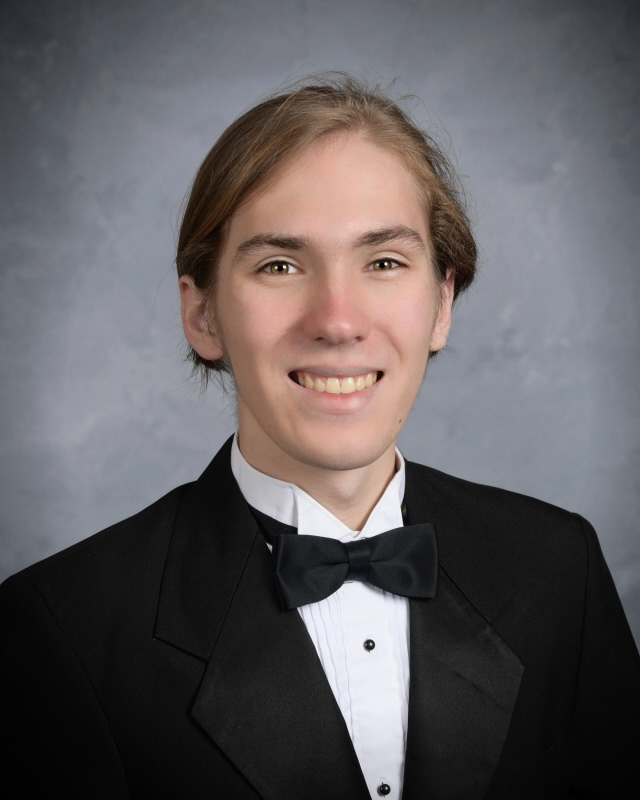 sfcawolves's tweet image. Congratulations to Senior Julian Pampo who received  the Alter Server of the Year Award from the Knights of Columbus at Holy Faith Catholic Church. #SFCA #knightsofcolumbus #alterserver #congratulations