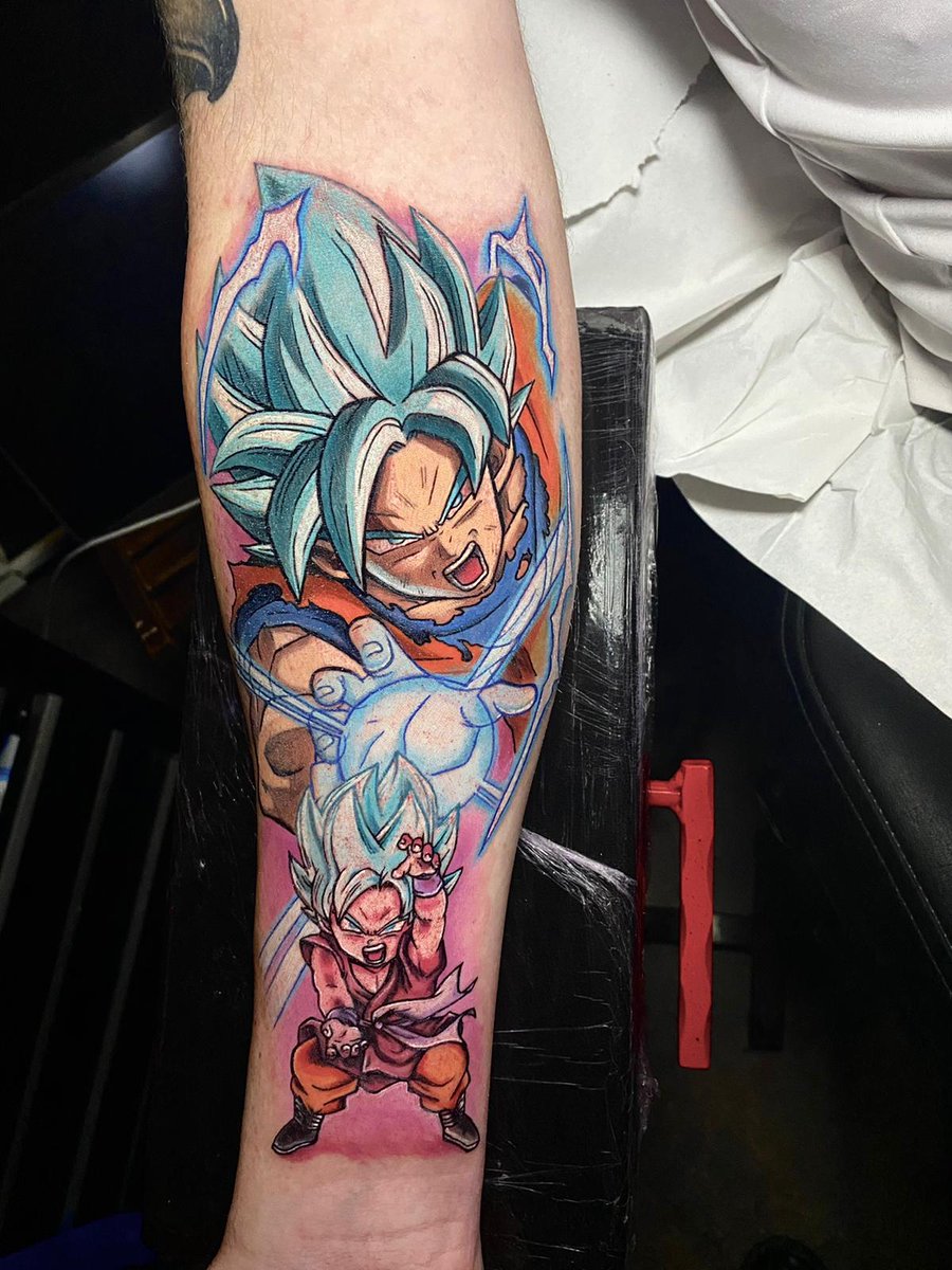 ASHTHAFLASH's tweet image. #DragonBall #tattoo 
Forgot to post awhile back, always love DBZ defo my favorite piece. nearly 9 hours 💯👀