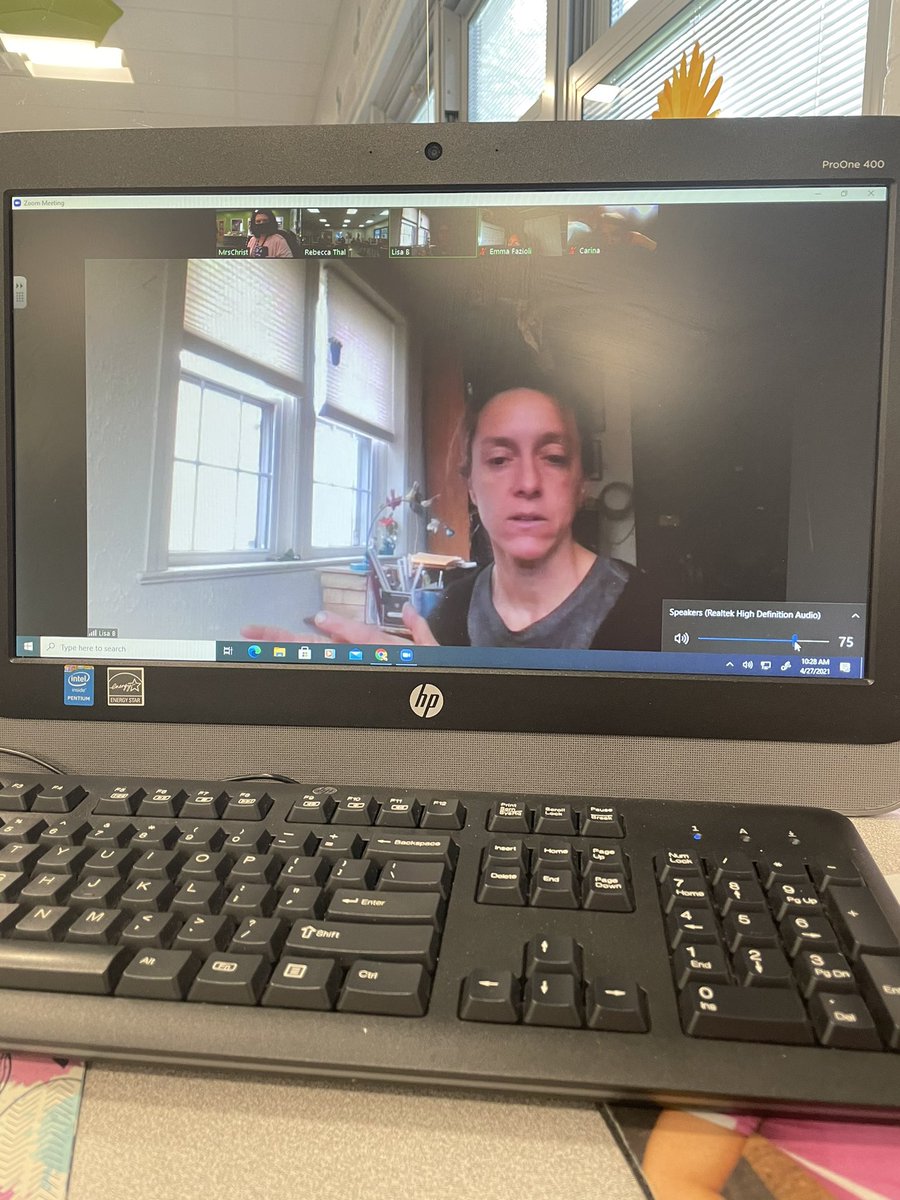 MrsRThal's tweet photo. Special thanks to local artist https://t.co/2pZImdLRZa for Zooming today with my classes! We had a blast chatting with her about her work, and showing her some of ours. Great way to connect with the #community! Thx to @mrschrist15 @Susinosclass & @MrDsBulldogs too. #teachfurther https://t.co/3bXMSPWsn1