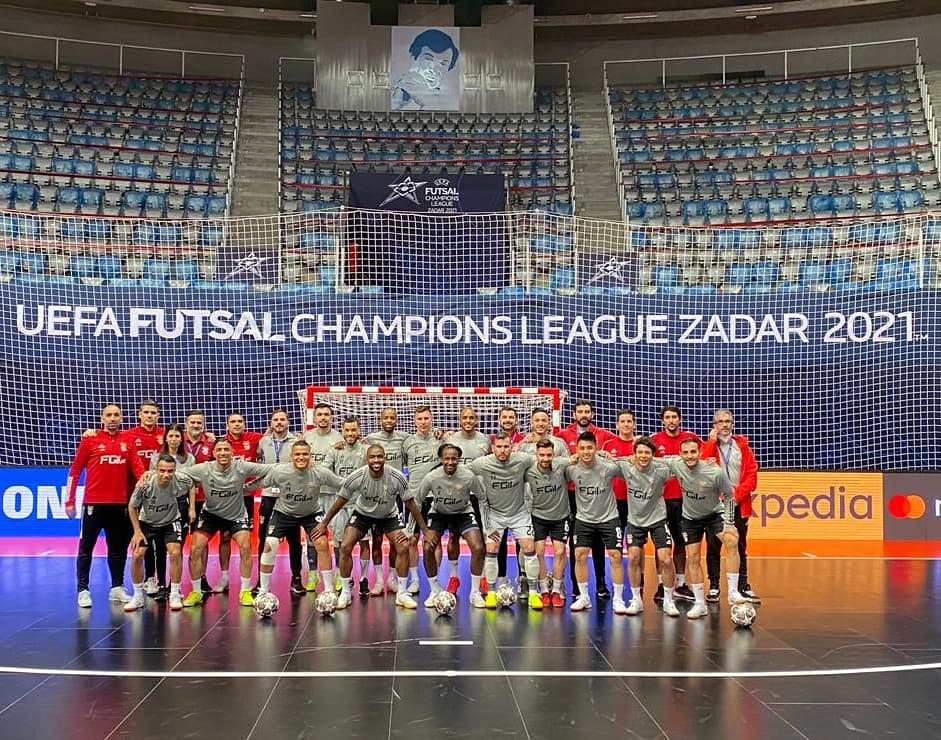 We are a TEAM!!! Same thought, same feeling, same objective!!! Let's play and fight TOGETHER!!! Let's GO @slbenfica 🔴⚪🦅💪🏼👊🏼🙌🏼😁

#futsal #benfica #uefafutsalchampionsleague
#finaleight #zadar #croatia
#2021 #wewantmore