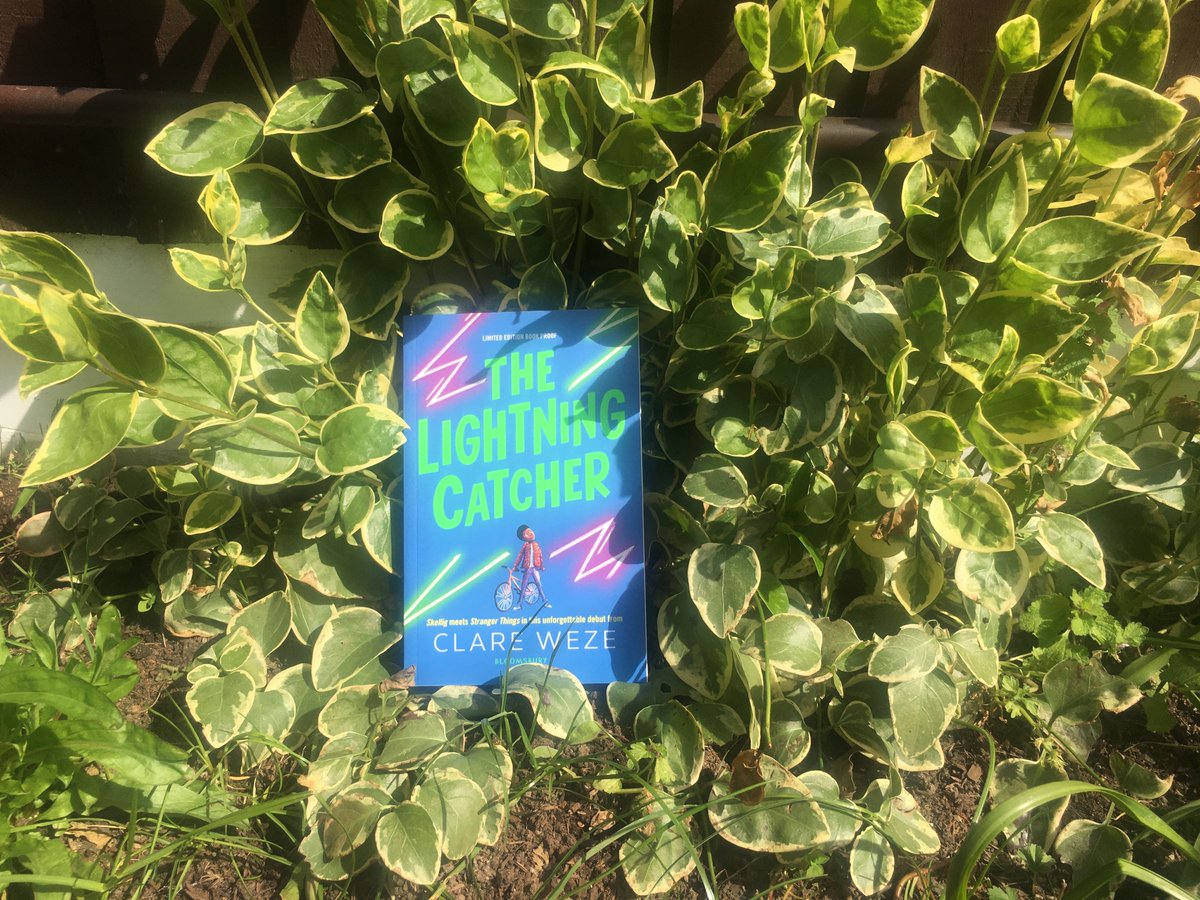 The Lightning Catcher by  @ClareWeze is a middle grade adventure that sees Alfie trying to investigate the BONKERS weather in his new home of Folding Ford, where he and his sister don't quite fit in. Published by  @KidsBloomsbury on 13th May!