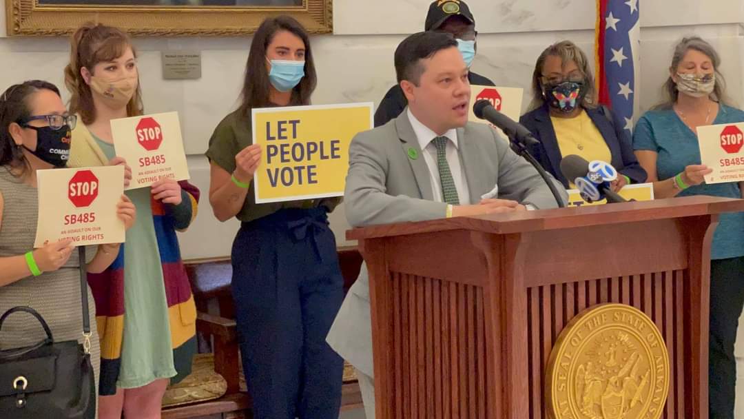 JoshuaAngPrice's tweet image. THANK YOU to the @ArkansasHouse for voting NO on #SB485, which would've eliminated Early Voting on the Monday before Election Day (busiest Early Voting day of 2020) &amp;amp; all the organizations who came out today! This proves that our Democracy works when we show up &amp;amp; turn out! 🇺🇲