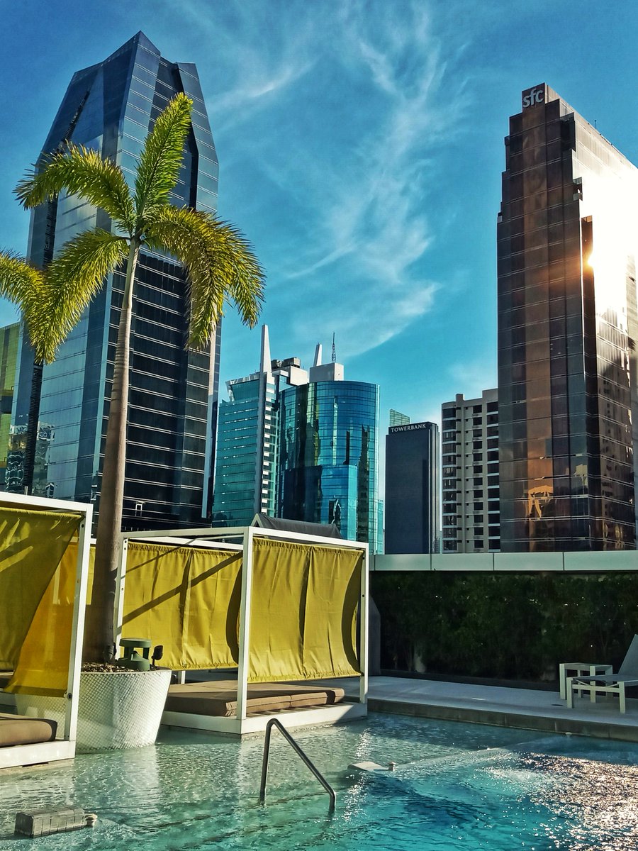 sortishotel's tweet photo. ¡Un oasis en el corazón de la ciudad! Siente aquí el verdadero Pulso de #Panamá, tan cerca de todo y a la vez un refugio de serenidad y confort. Bien sea durante tu estadía o solo para un #PoolDay, en nuestra piscina encontrarás ese relax que tanto necesitas. #SortisExperience https://t.co/eyN7mRmBwr