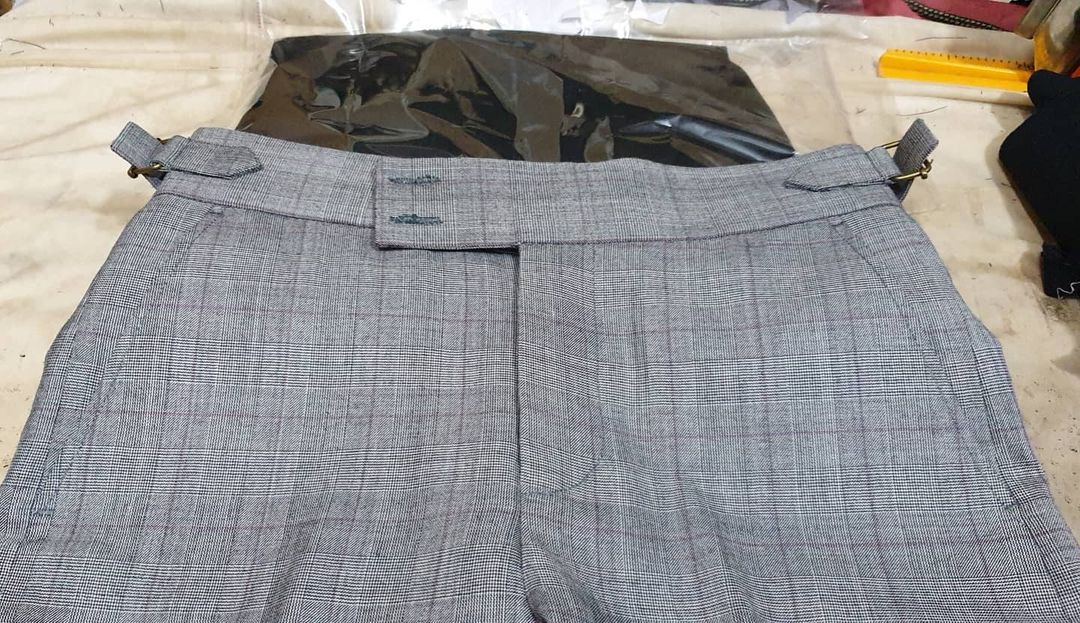 cut2shape's tweet photo. CUT2SHAPE 
PRICE: GHS 300.00
#mensfashion #fashion #style
#menstyle #dapper #mensstyle #streetstyle
#men #streetwear #fashionblogger #model
#outfit #luxury #gentleman #cut2shape 
#streetfashion #menwithclass #menwithstyle
#stylish #suit #lifestyle #sartorial #swag
#bespoke https://t.co/z9XlArv9Ln