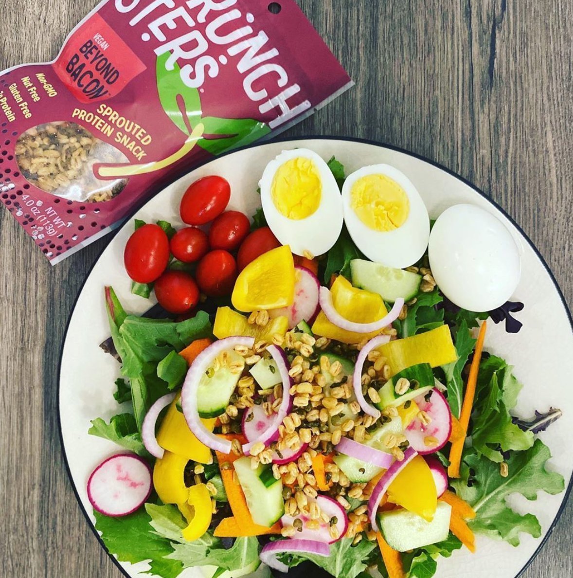 DailyGoodieBox's tweet photo. We had these YUMMY @crunchsters Beyond Bacon in this months Goodie Box and here is what you the members had to say https://t.co/xropoIbujP 😁 https://t.co/10EXNGoIKo