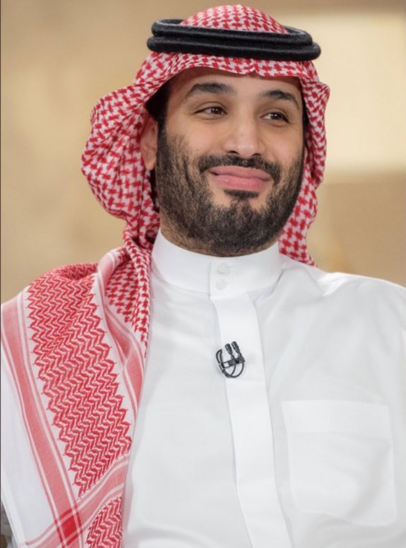 #لقاء_محمد_بن_سلمان
طول القاء وانا فخوره واحمد ربي اني سعوديه وان محمد بن سلمان ولي عهد دولتنا العظيمه ♥️🇸🇦✨.