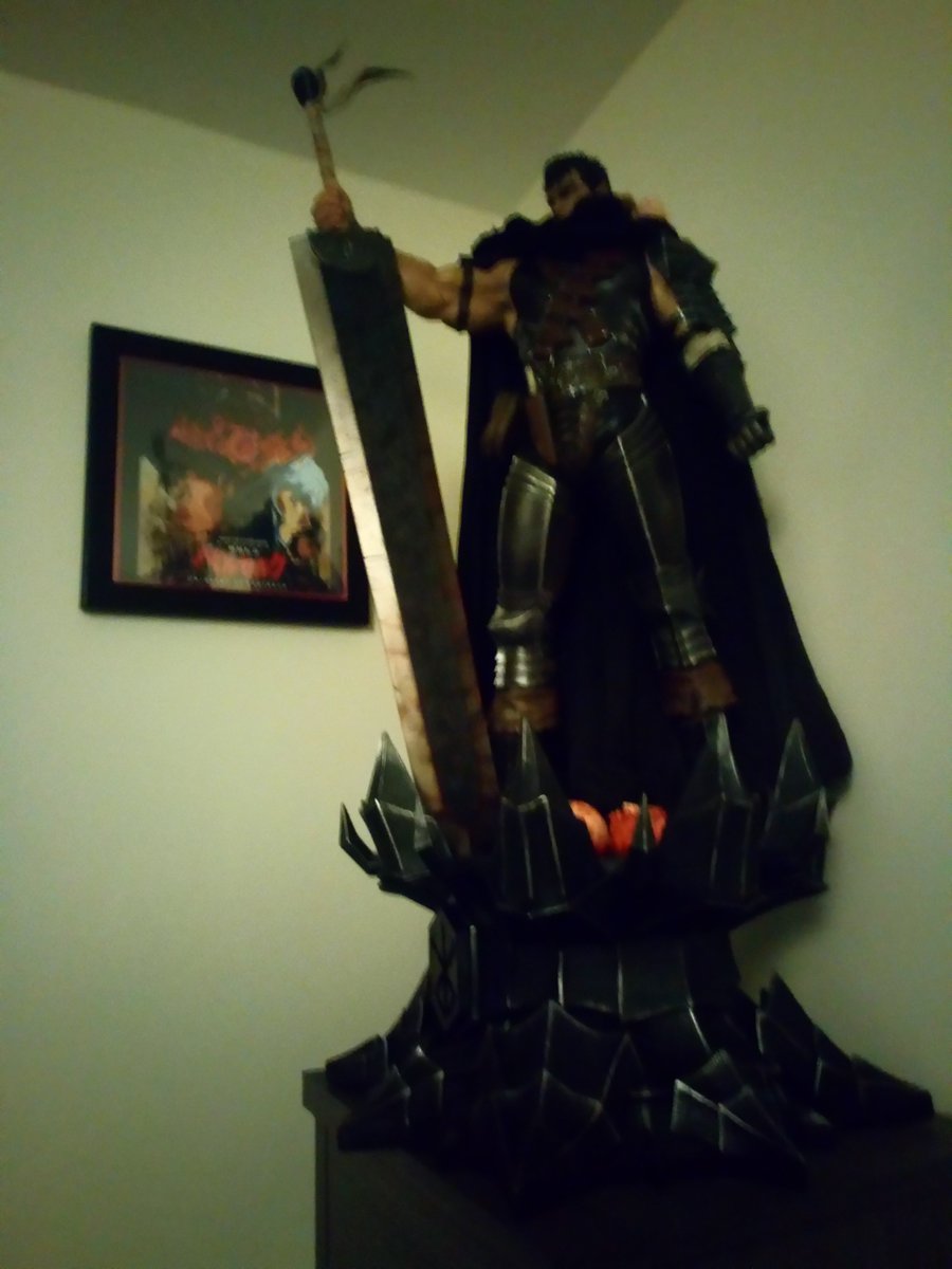 UnOc2_'s tweet photo. You could say I like Berserk. https://t.co/Fc4KM0XLt2