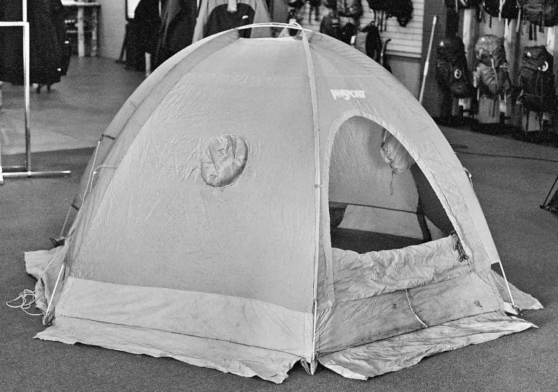 The Dome Tent was a big deal, because it’s design prevented snow from piling up on top in frigid climbs. Murray debuted the tent on his yearly hike up Mt. Rainer (with Skip), a tradition that JanSport still celebrates to this day (albeit without mentioning Murray). (10/