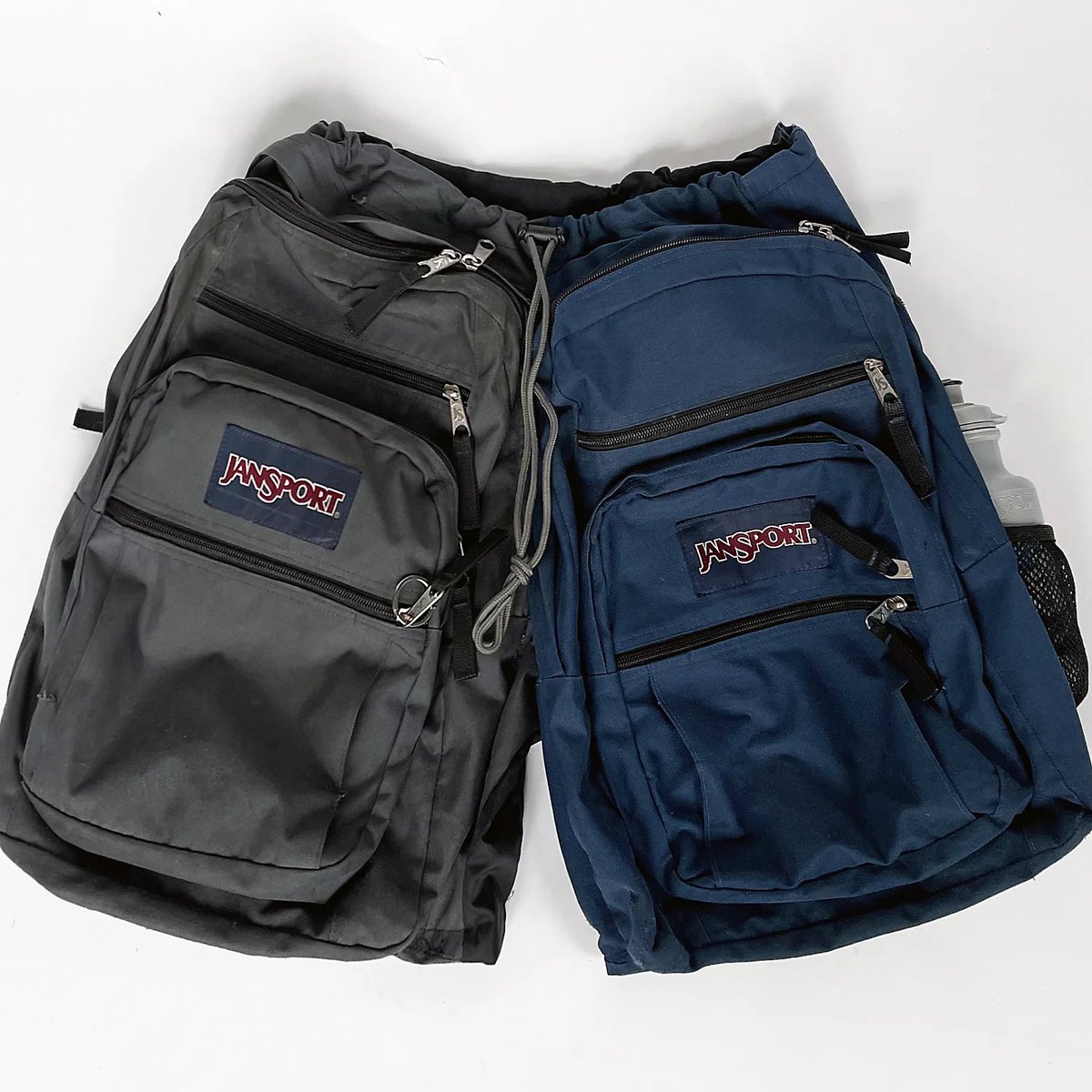 FUN HISTORY FACT: The Jan from JanSport doesn’t have a cent to show for it. The company got aggressively taken out from under her while she was going through messy family issues. She’s still alive tho and she can still make a mean backpack. Thread below:RT’s appreciated(1/22)