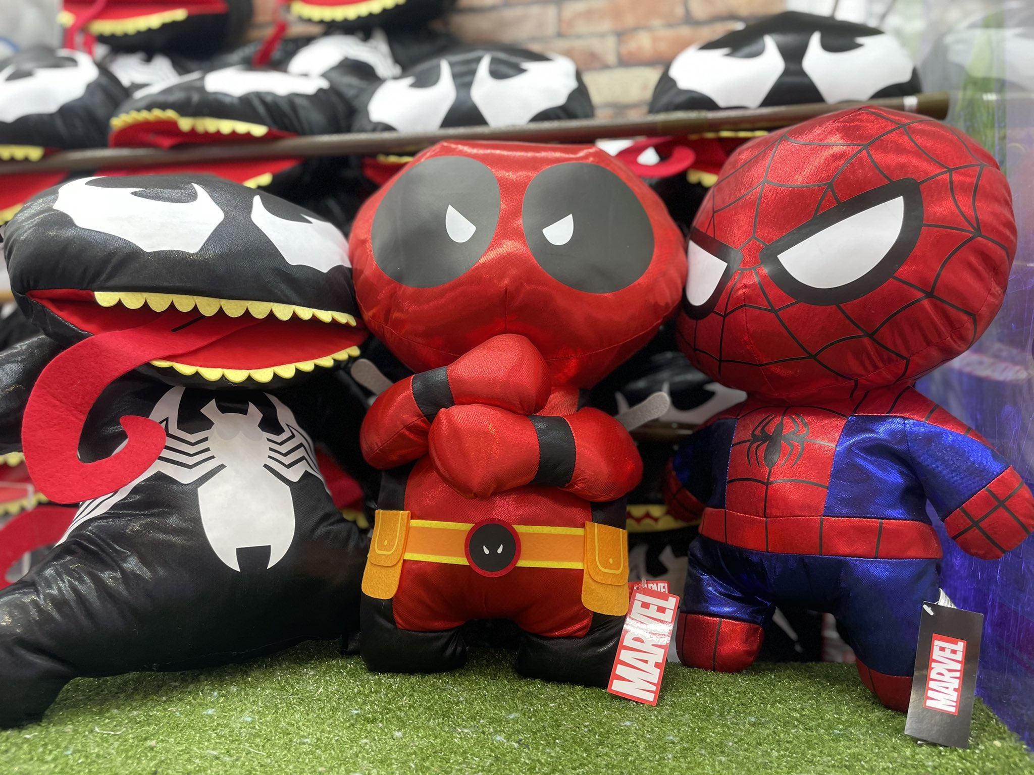 スパイダーマン　猫　ぬいぐるみ　マーベル　ヴェノム 2025年最新】スパイダーマン＆ヴェノム ぬいぐるみの人気