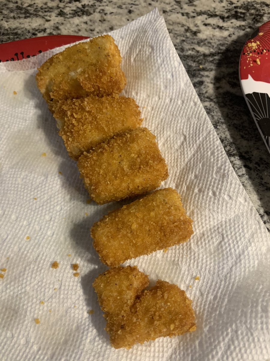I’m not even mad that my sister ate all the “plain” leftover tofu nuggets, she won’t eat anything. the high for that is enough for me alone not even Gordon Ramsay could make me feel better than this tbh https://t.co/NW0aRxYM2z