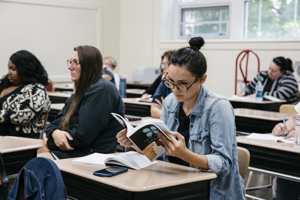 We are excited to be hosting Spanish I classes with Maria again in person! Sign up to learn about the Spanish language, culture, and food! 
Learn the first steps in speaking Spanish: Pronunciation, vocabulary, and present tense grammar. 
nce.asapconnected.com/#EventID=18016… #spanish